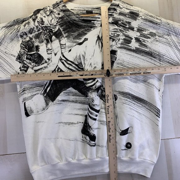 Vintage 1990s Black White Wrap Graphic Hockey Sweatshirt Mens XL Center Star USA - Picture 6 of 11